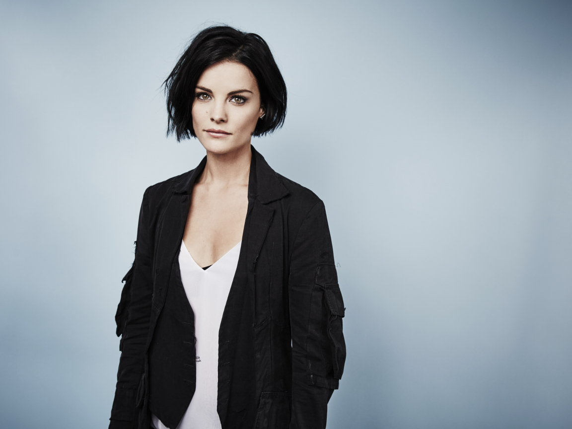 Download X Wallpaper Jaimie Alexander Celebrity Short Hair Standard Fullscreen