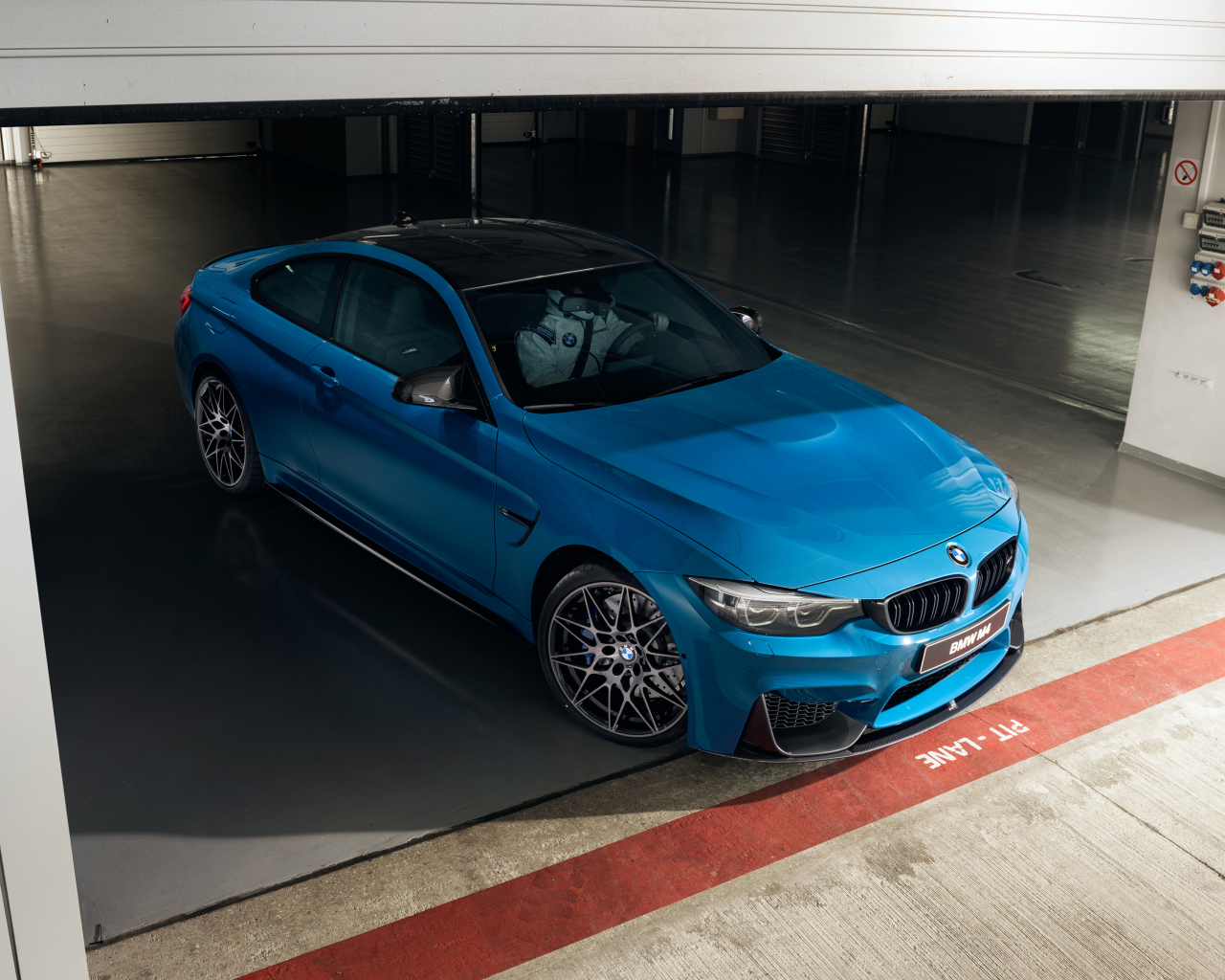 Download Desktop Wallpaper Bmw M4 Competition, Blue Luxury Car ...