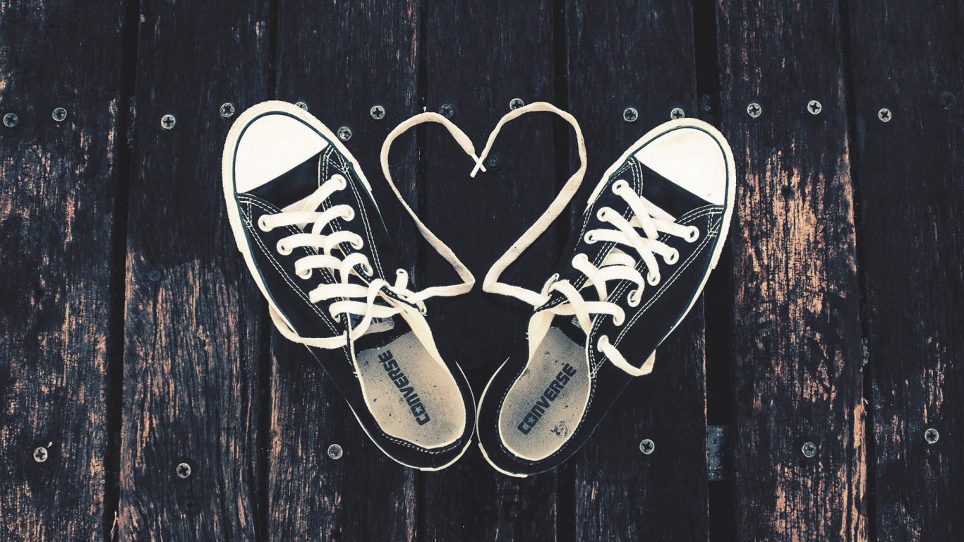 Desktop Wallpaper Converse Sneakers Heart Shape Shoelaces Hd Image Picture Background 5esh H