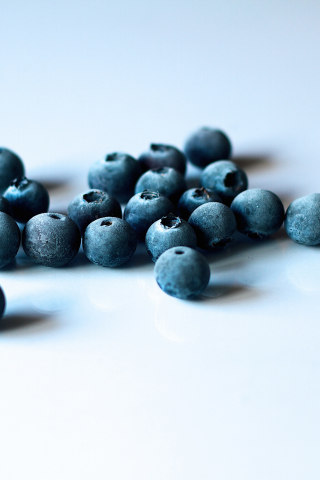 320x480 wallpaper Blueberries, fruits, scatterd, berries, 5k