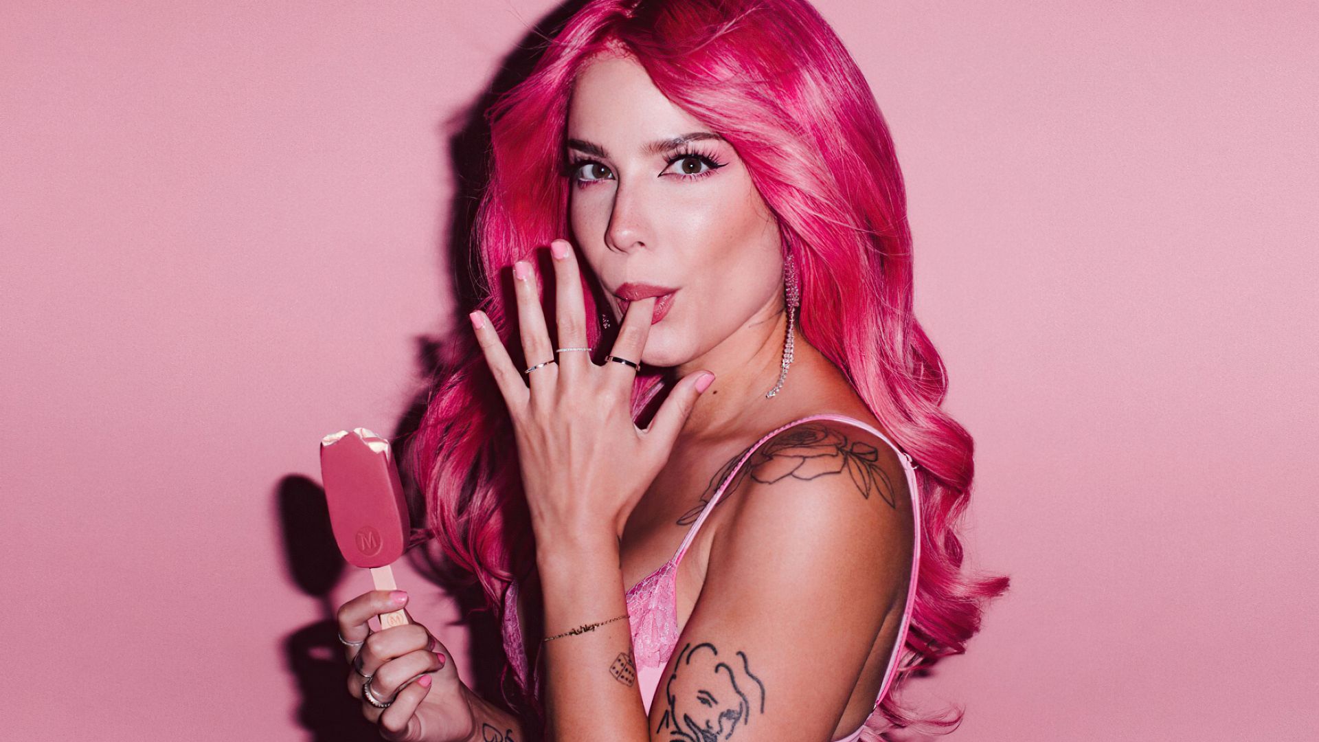 Wallpaper Beauitful, Halsey, pink hair