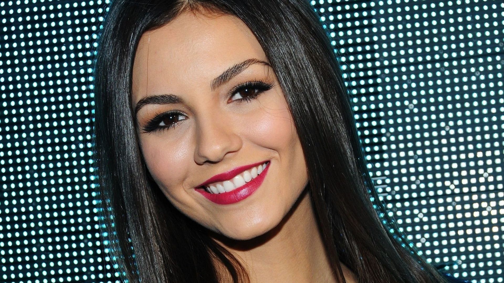 Wallpaper Victoria justice, smiling face, famous actress
