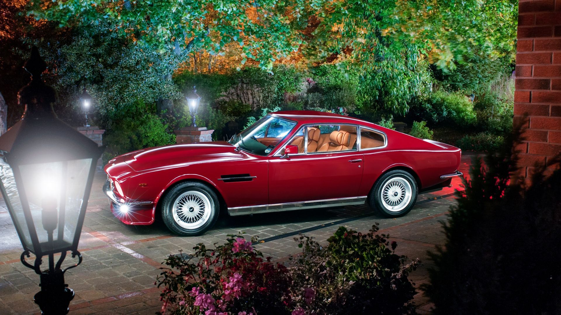 Wallpaper Aston martin, retro car, red, classic, 4k
