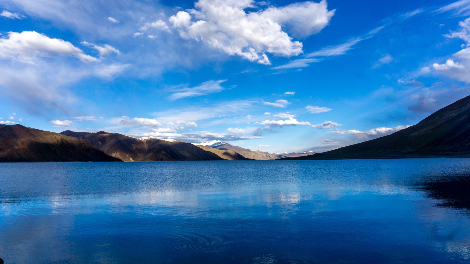 Wallpaper Lake, mountains, reflections, sunny day, nature, blue sky, clouds, 5k