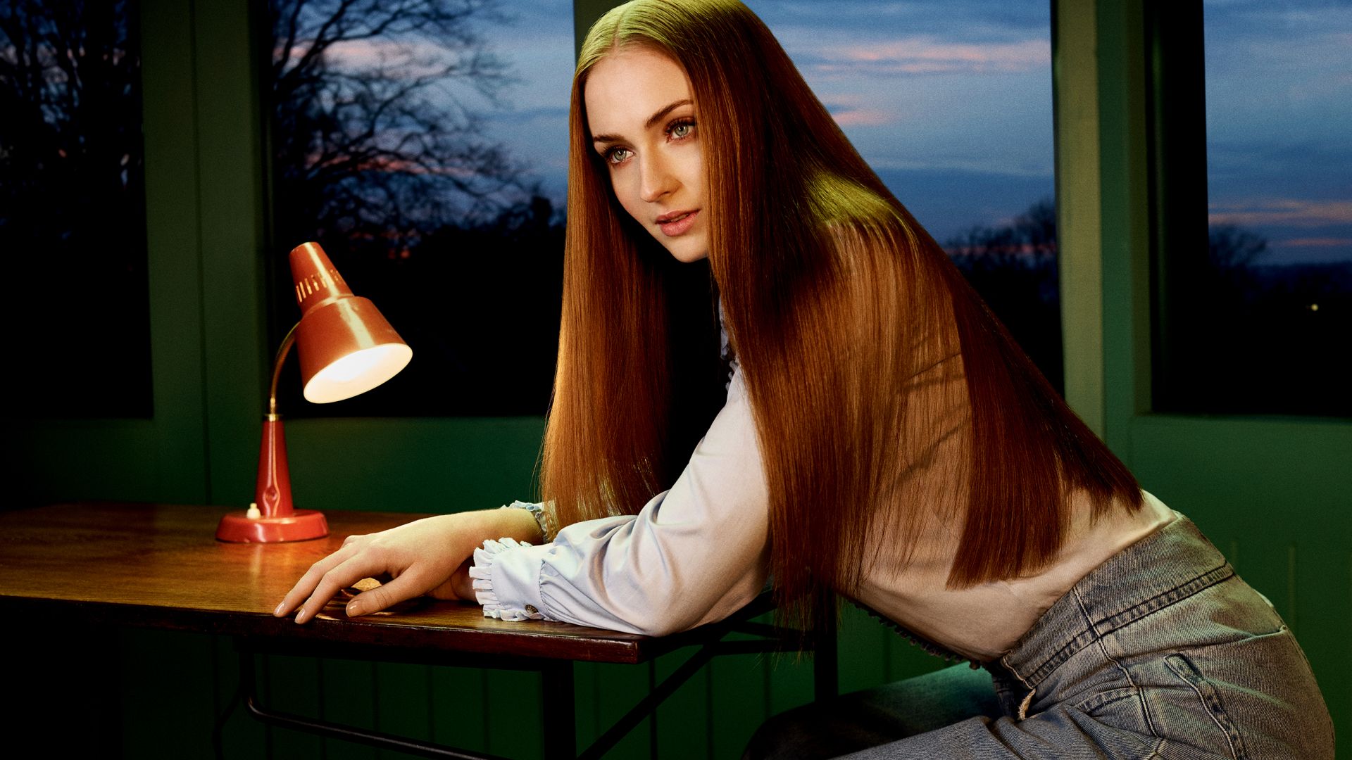 Wallpaper Sophie Turner, red head, actress, table lamp