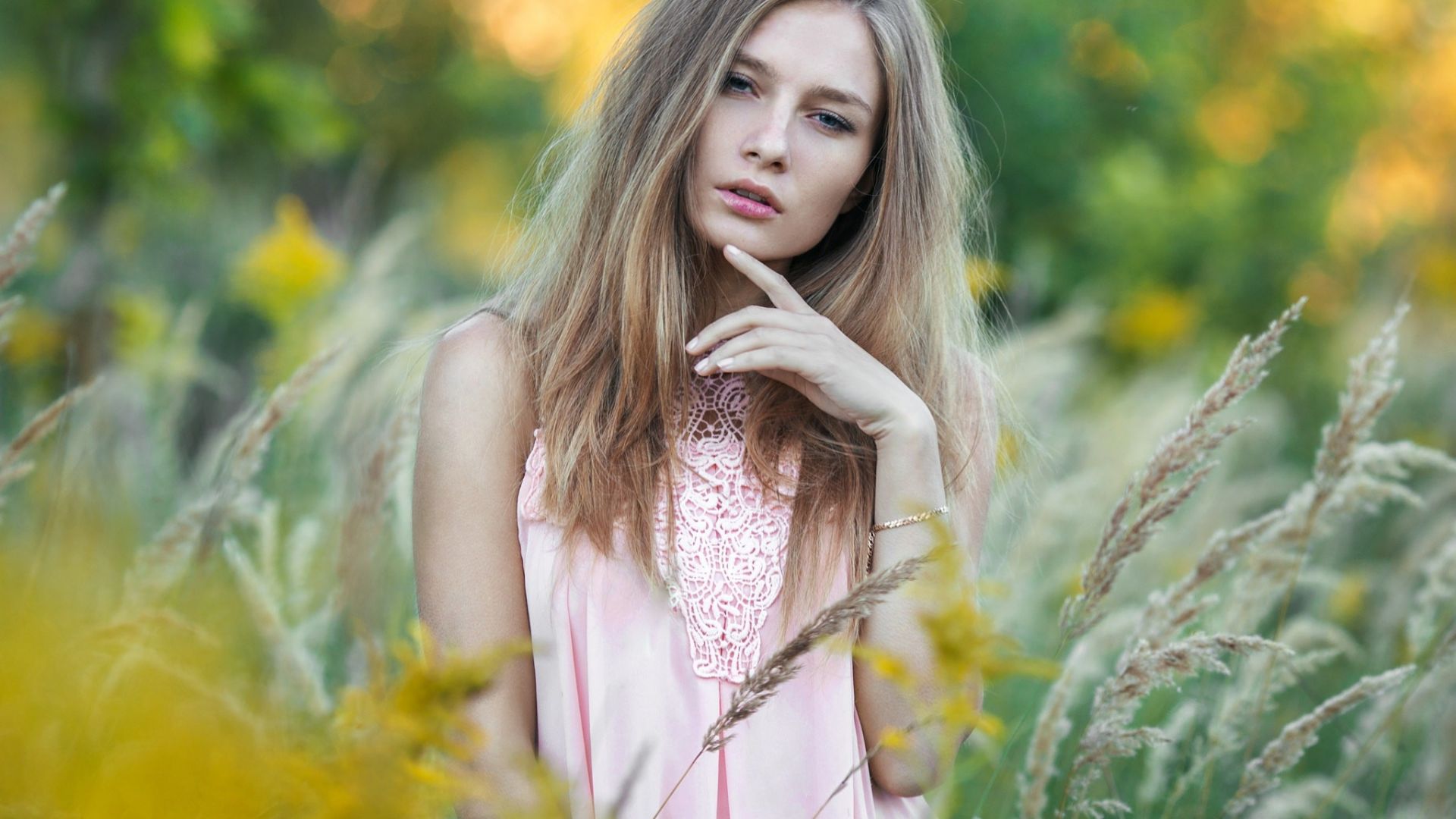Wallpaper Blonde, model, grass field, outdoor