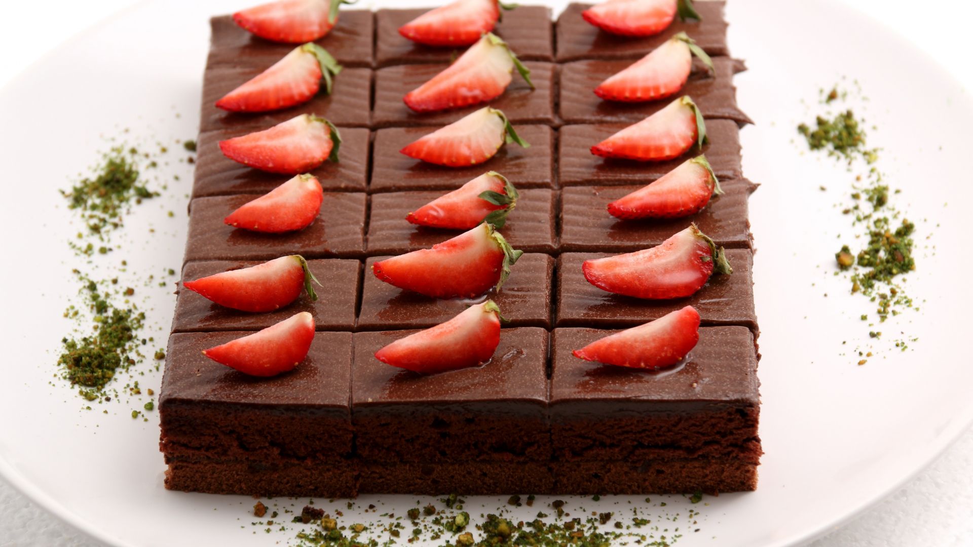 Wallpaper Brownie, cake, fruits, strawberry, dessert, 4k