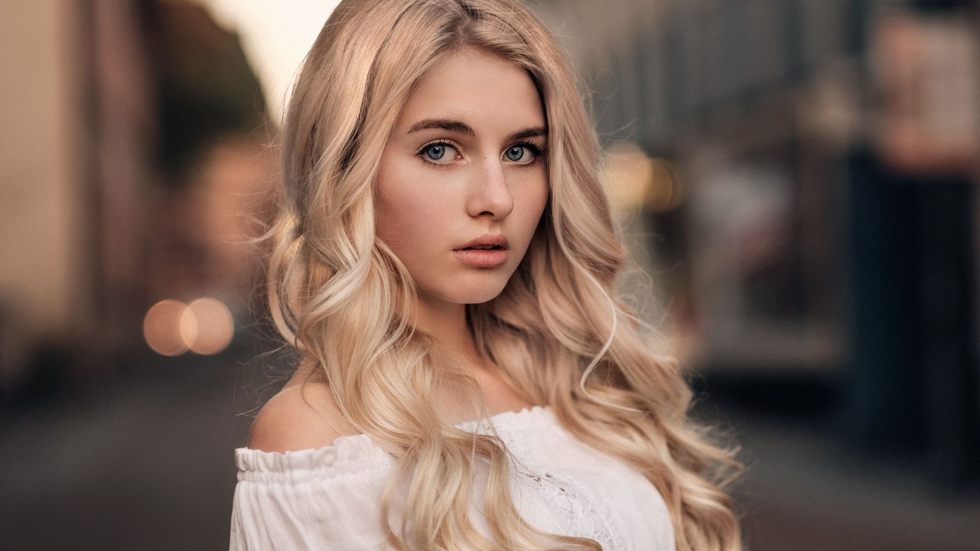 Wallpaper Blonde girl, street, outdoor, model