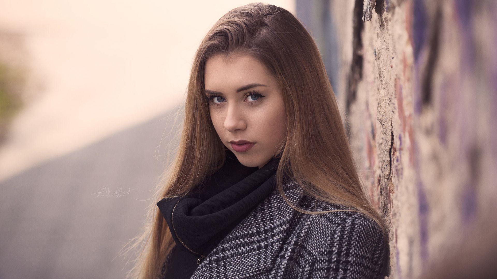 Wallpaper Beautiful girl, model, stare, winter