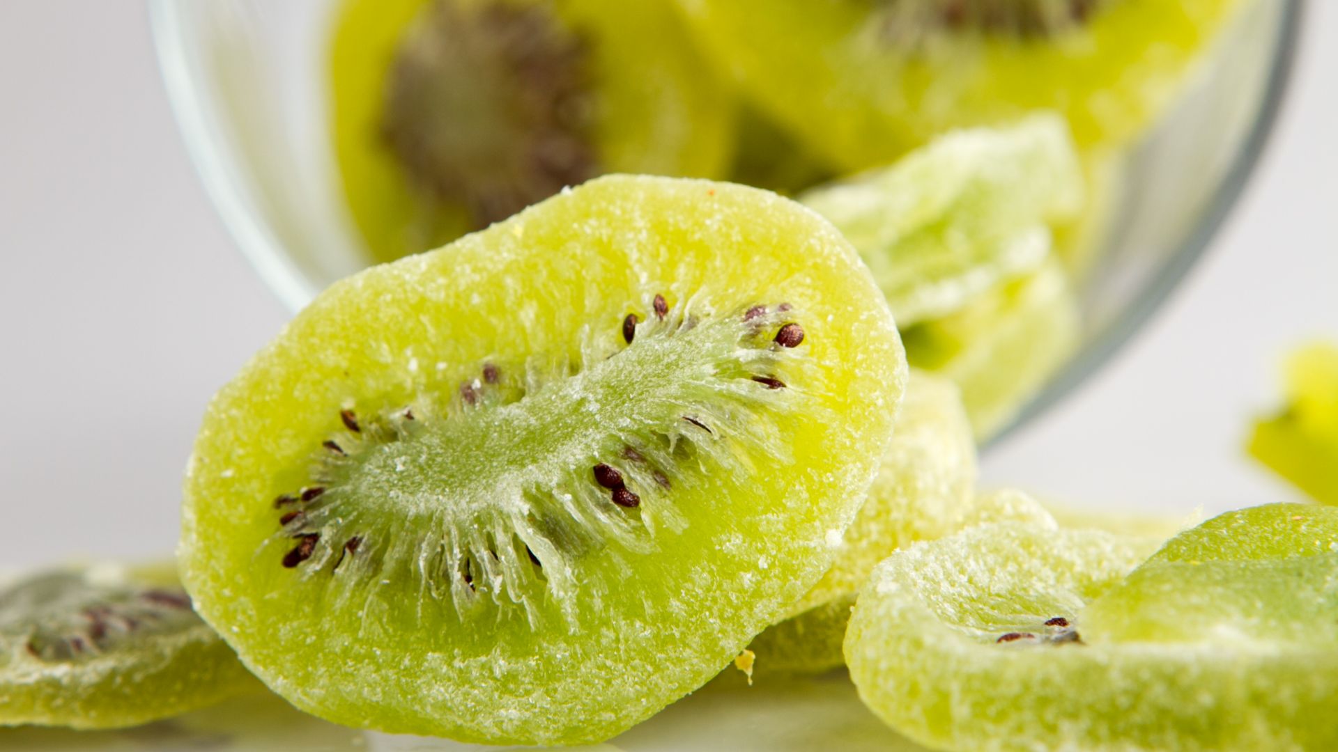Wallpaper Kiwifruit slices, green fruits, fruits