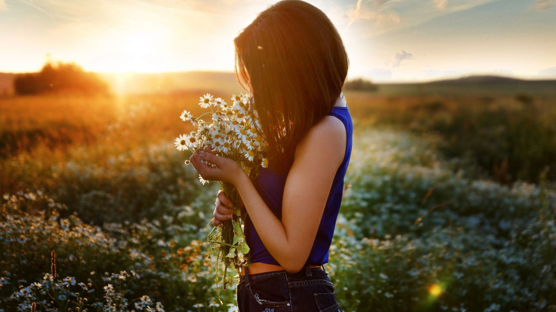 Wallpaper Meadow, sunlight, girl model, flowers