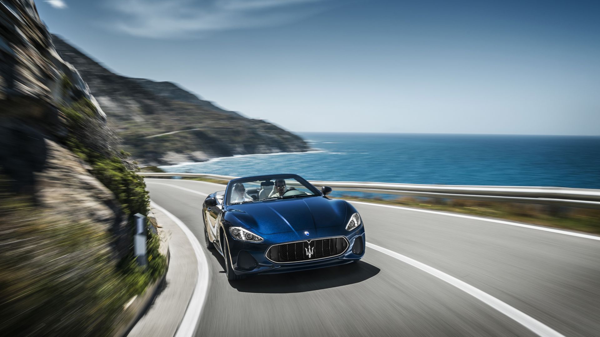 Wallpaper 2018 Maserati GranTurismo, on road, motion blur