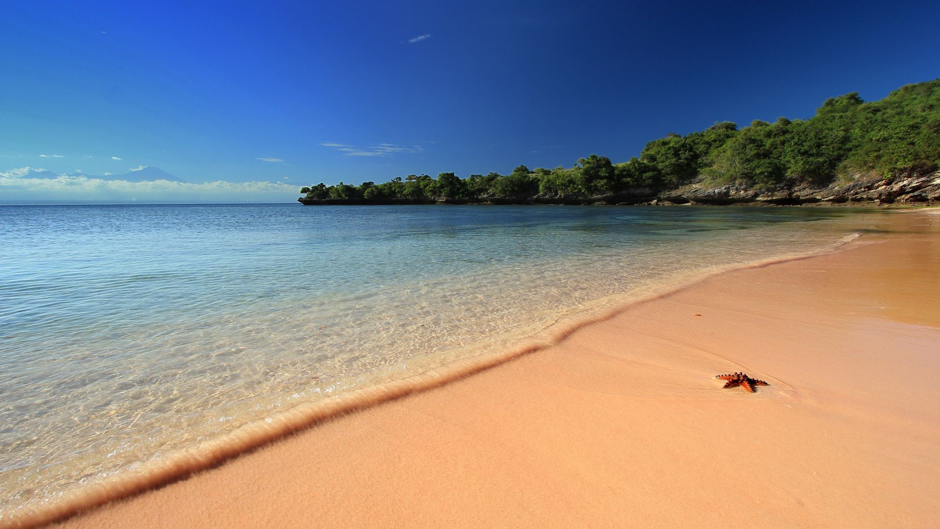 Wallpaper Lombok beach, sea waves, clean blue sky, 4k