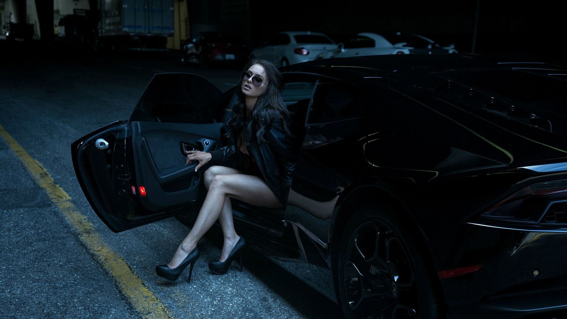 Wallpaper Girl model, car, sunglasses