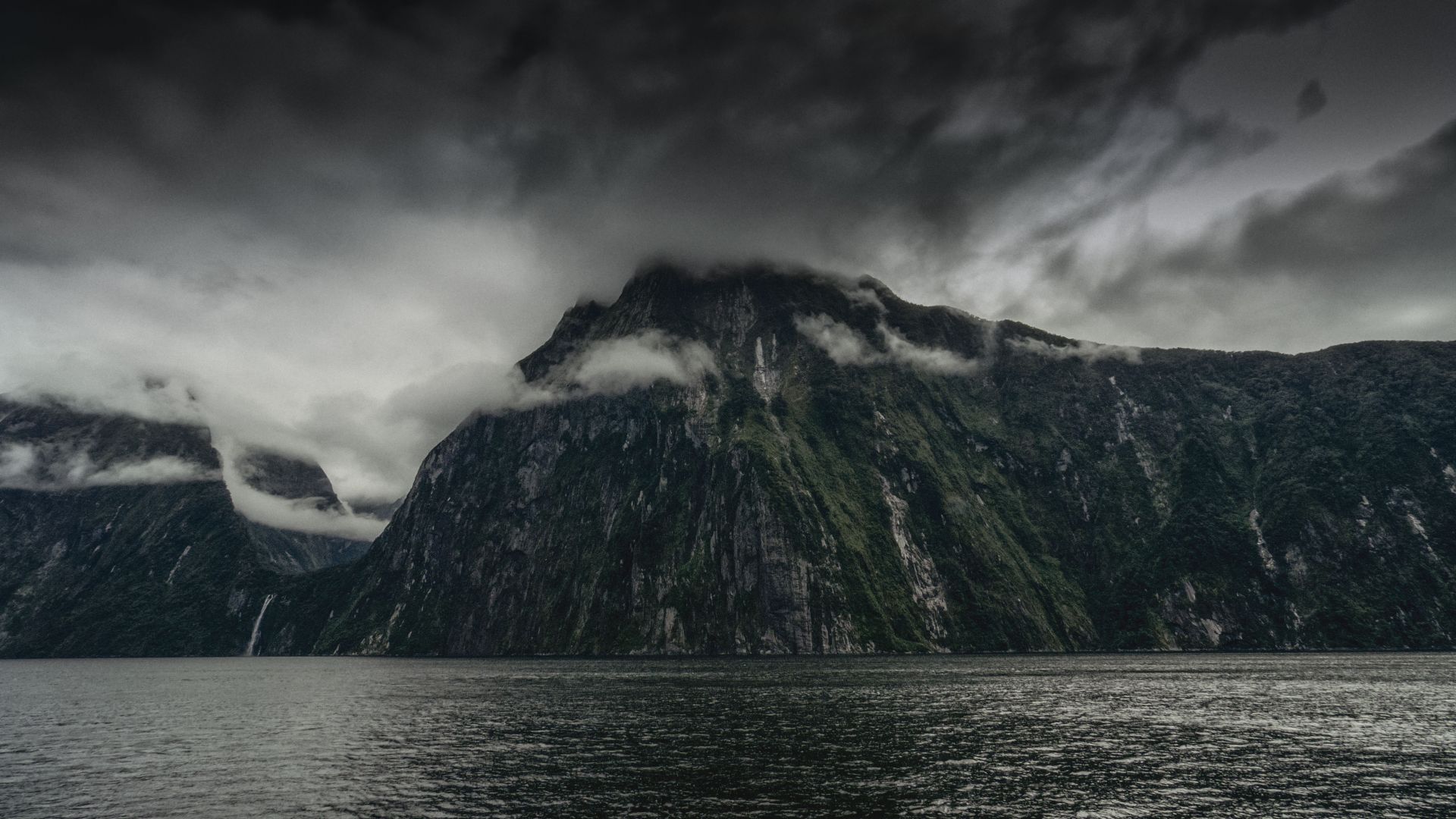 Wallpaper Fjord walls of Milford Sound New Zealand