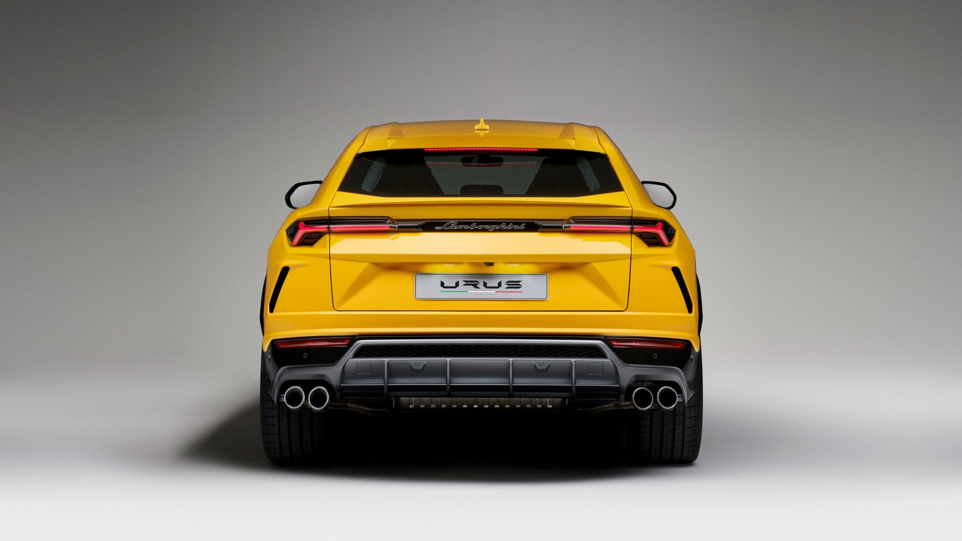 Wallpaper Lamborghini Urus, rear view, 4k