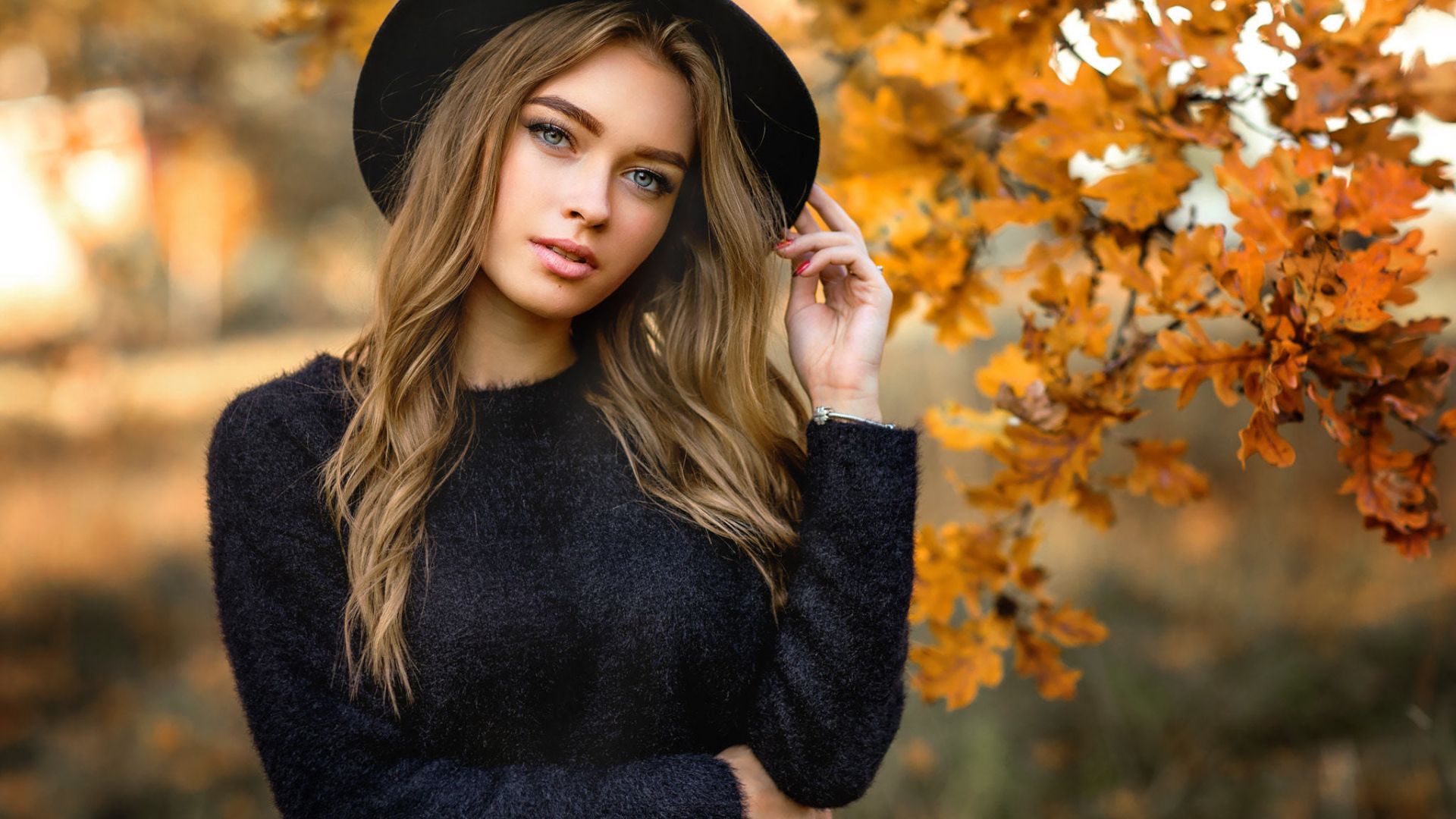 Wallpaper Gorgeous, girl model, black outfit, fall, outdoor
