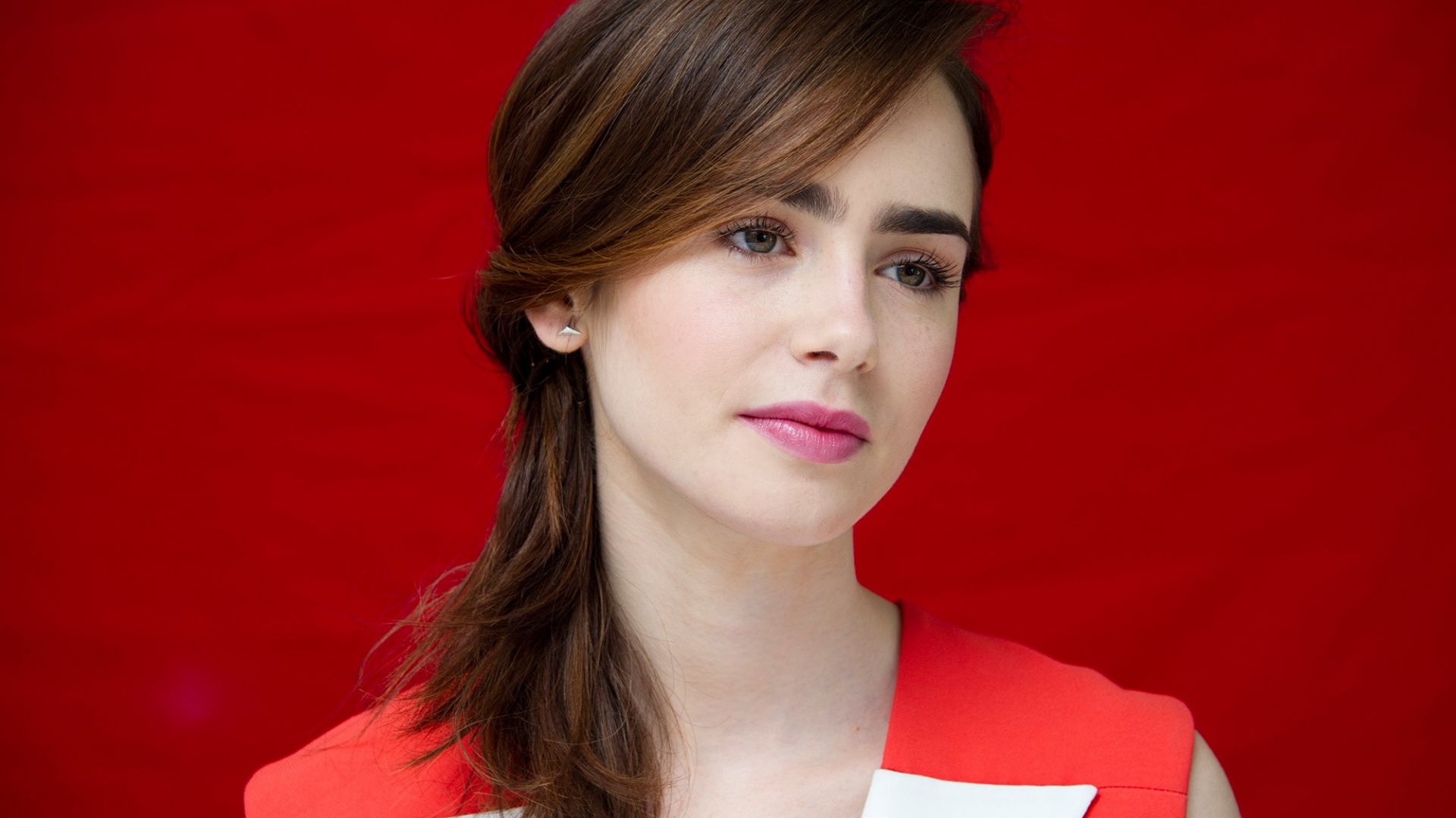 Wallpaper Beautiful Lily Collins, actress