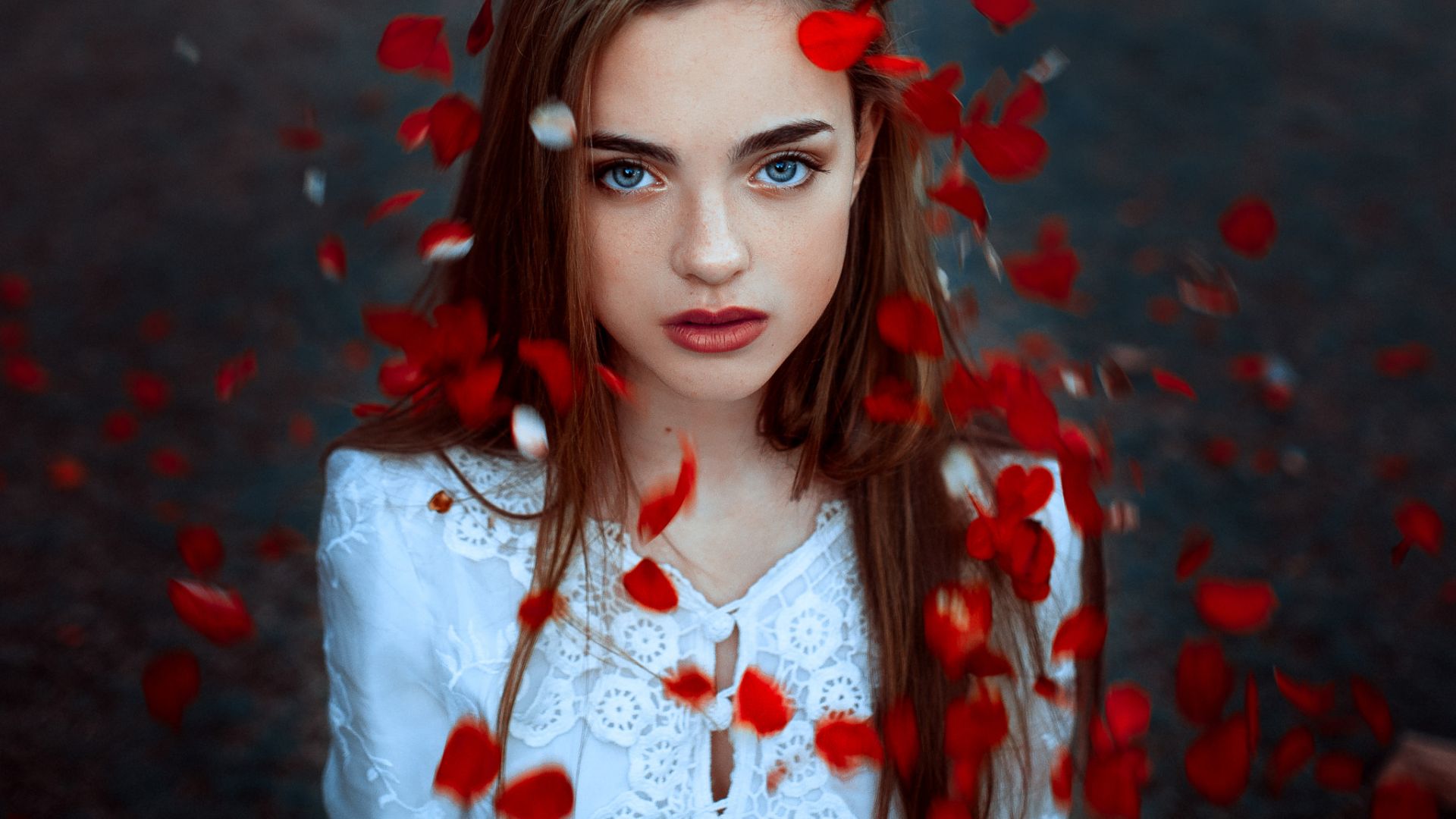 Wallpaper Face, blue eyes, girl model, petals