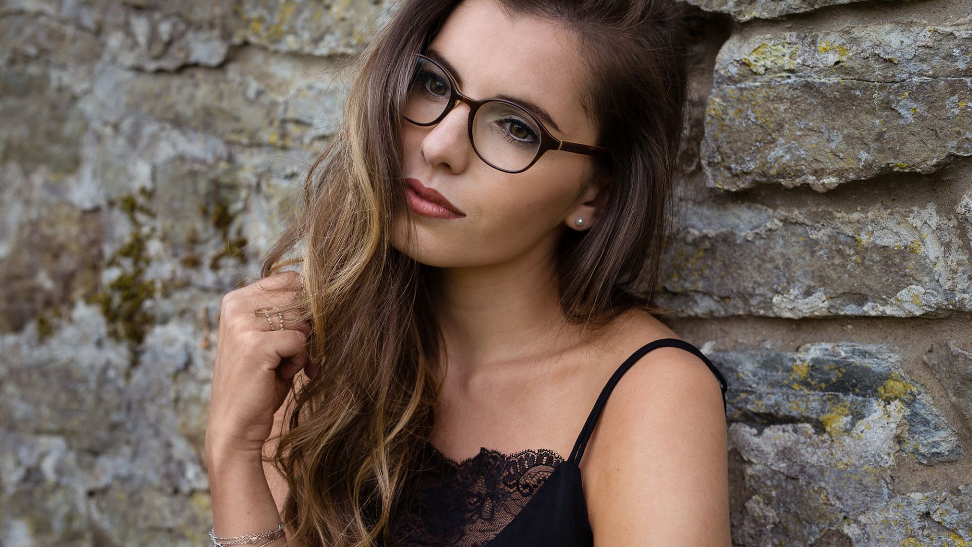 Wallpaper Glasses, looking away, girl model
