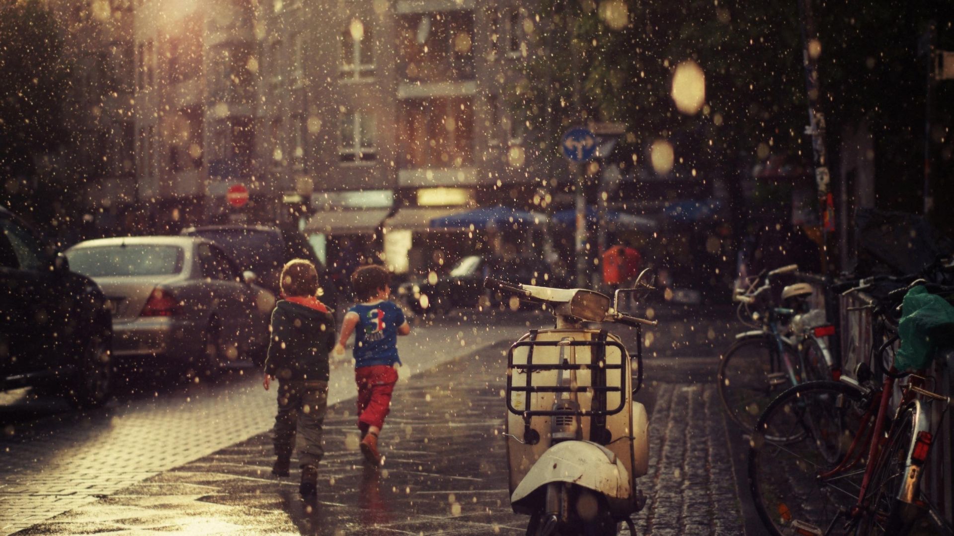 Wallpaper Children playing at city street