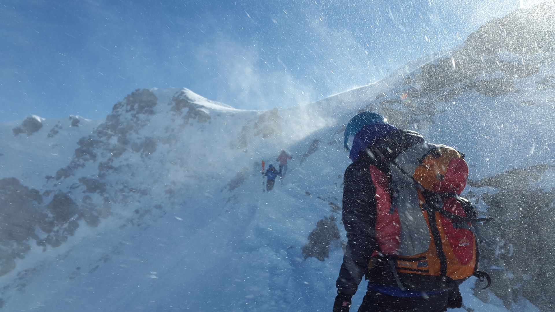 Wallpaper Mountaineer, Climbing, snow storm