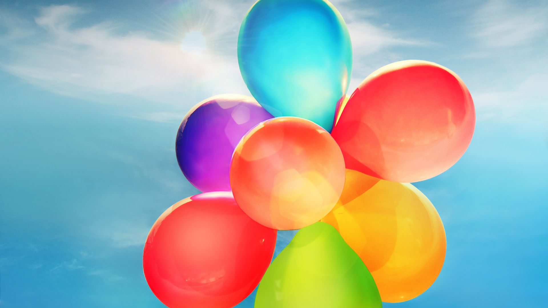 Wallpaper Colorful balloons in sky