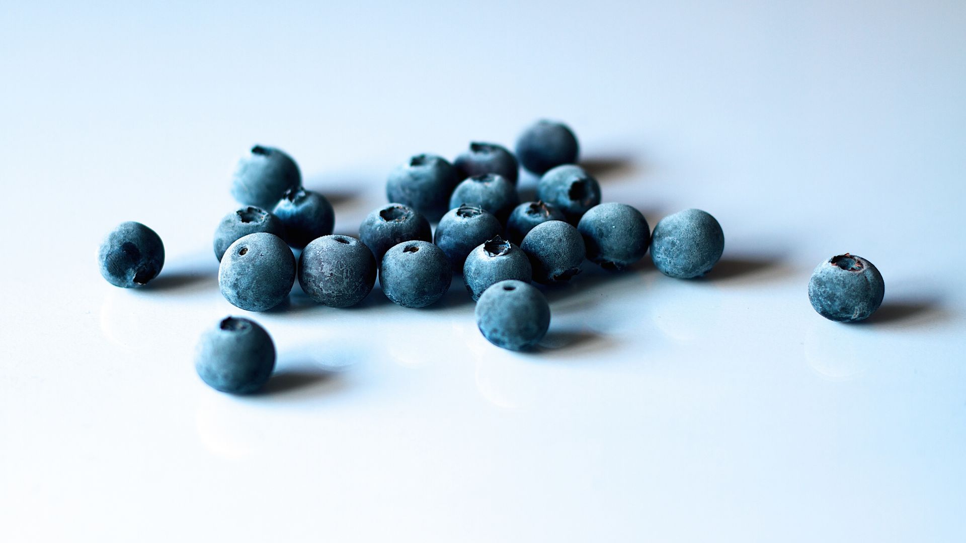 Wallpaper Blueberries, fruits, scatterd, berries, 5k