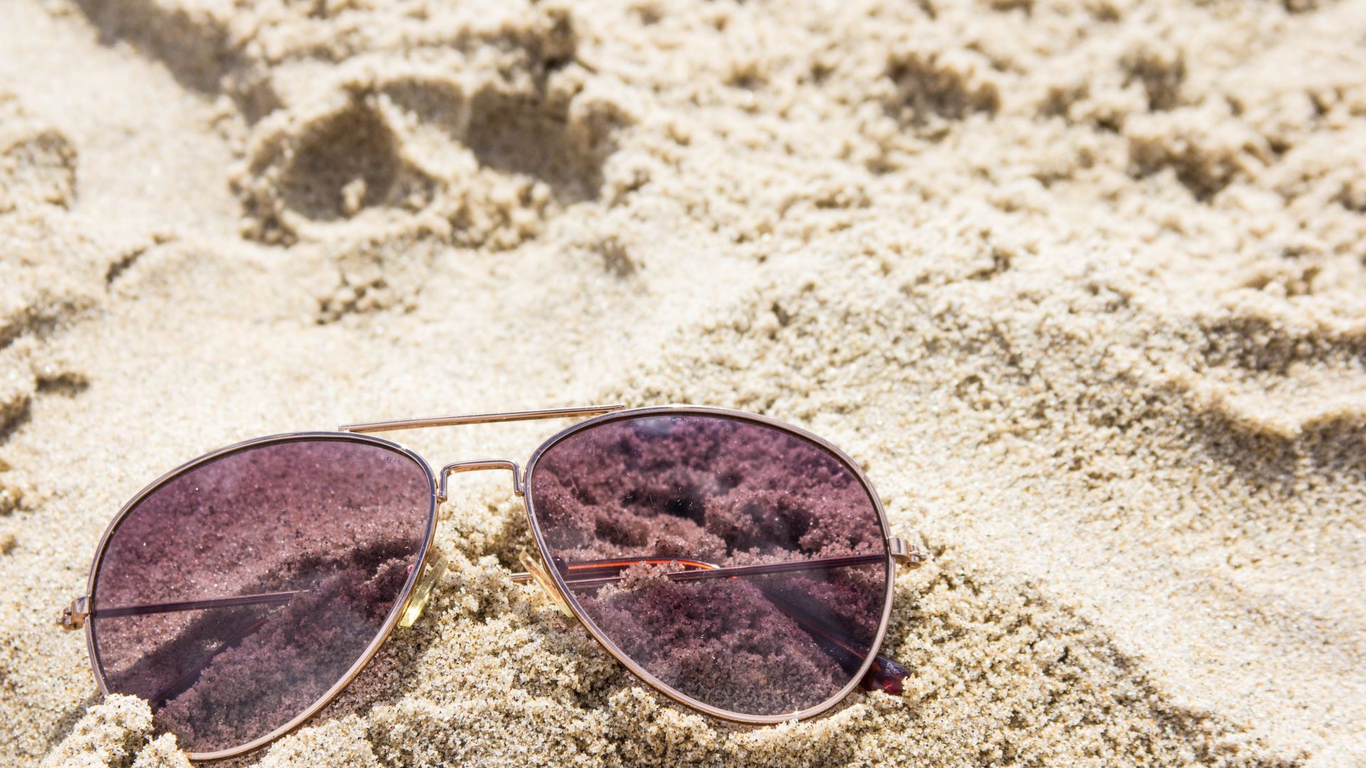 Wallpaper Sand, sunglasses, holiday, summer