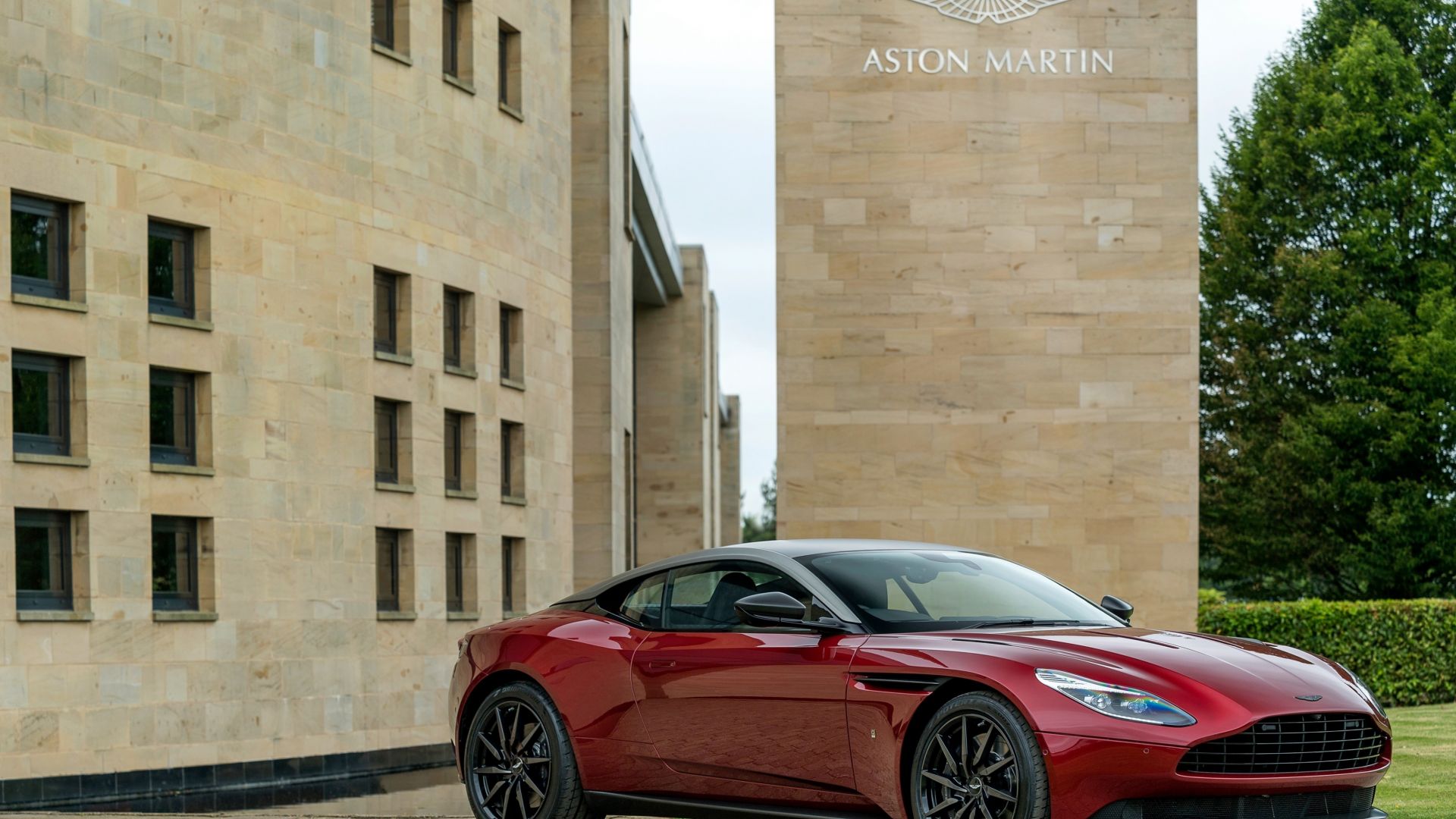 Wallpaper Red, luxury car, Aston Martin DB11, 4k