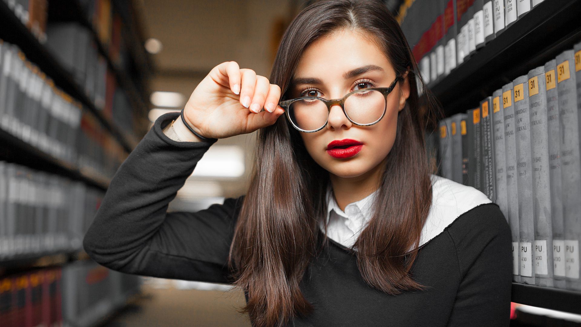 Wallpaper Library, girl model, glasses