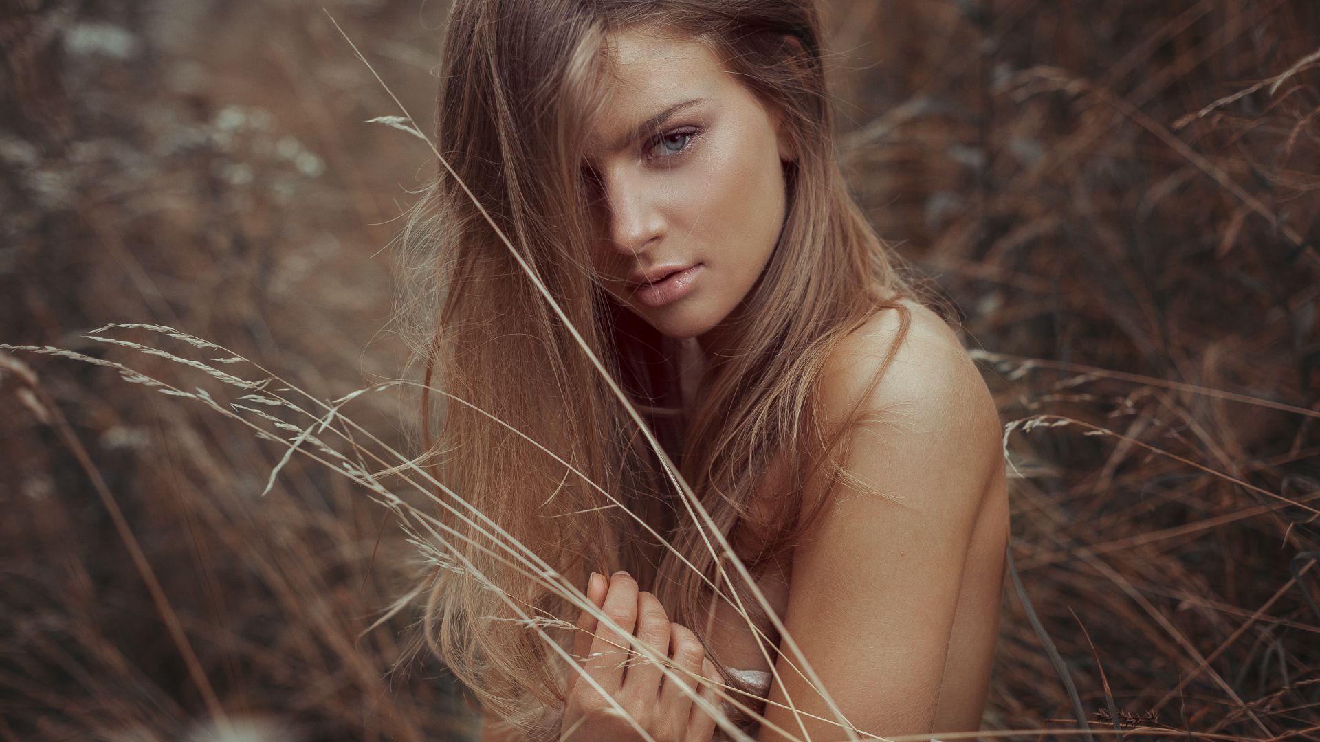 Wallpaper Grass threads, girl model, brunette, outdoor