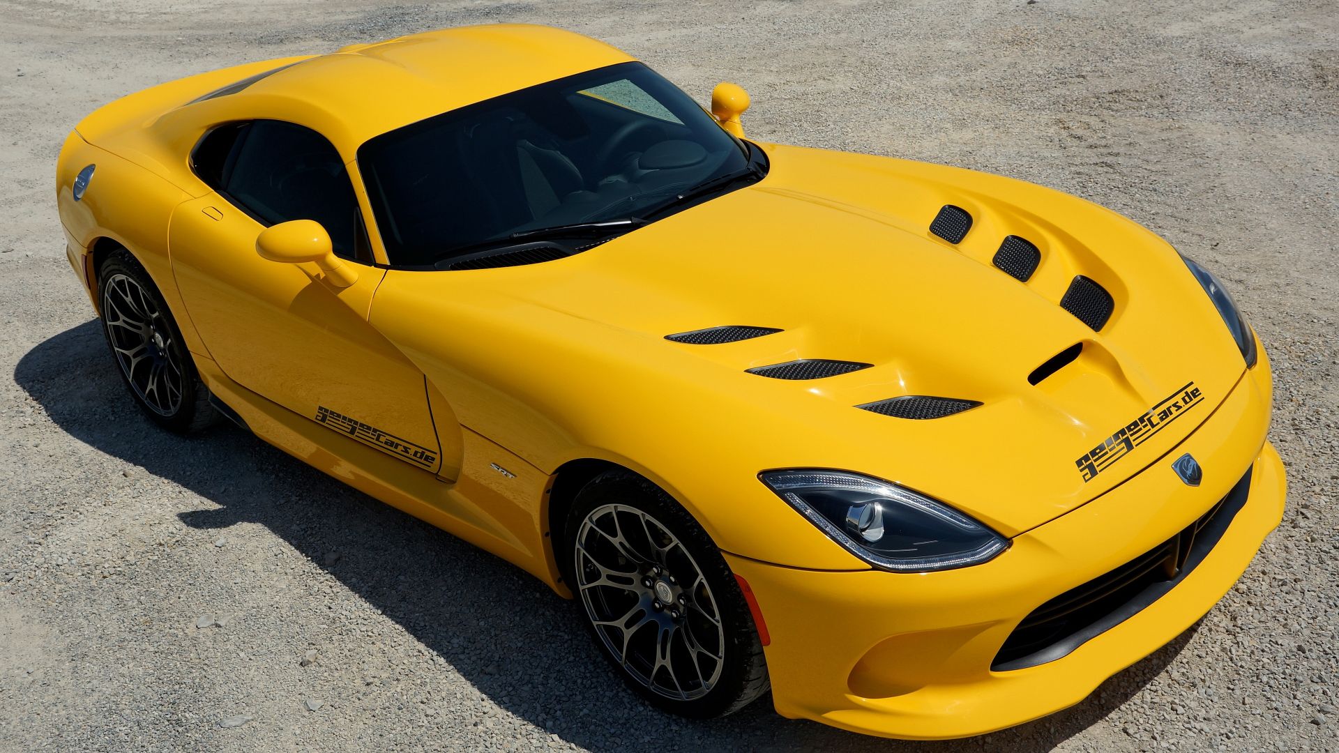 Wallpaper Dodge Viper SRT, sports car, yellow, front view
