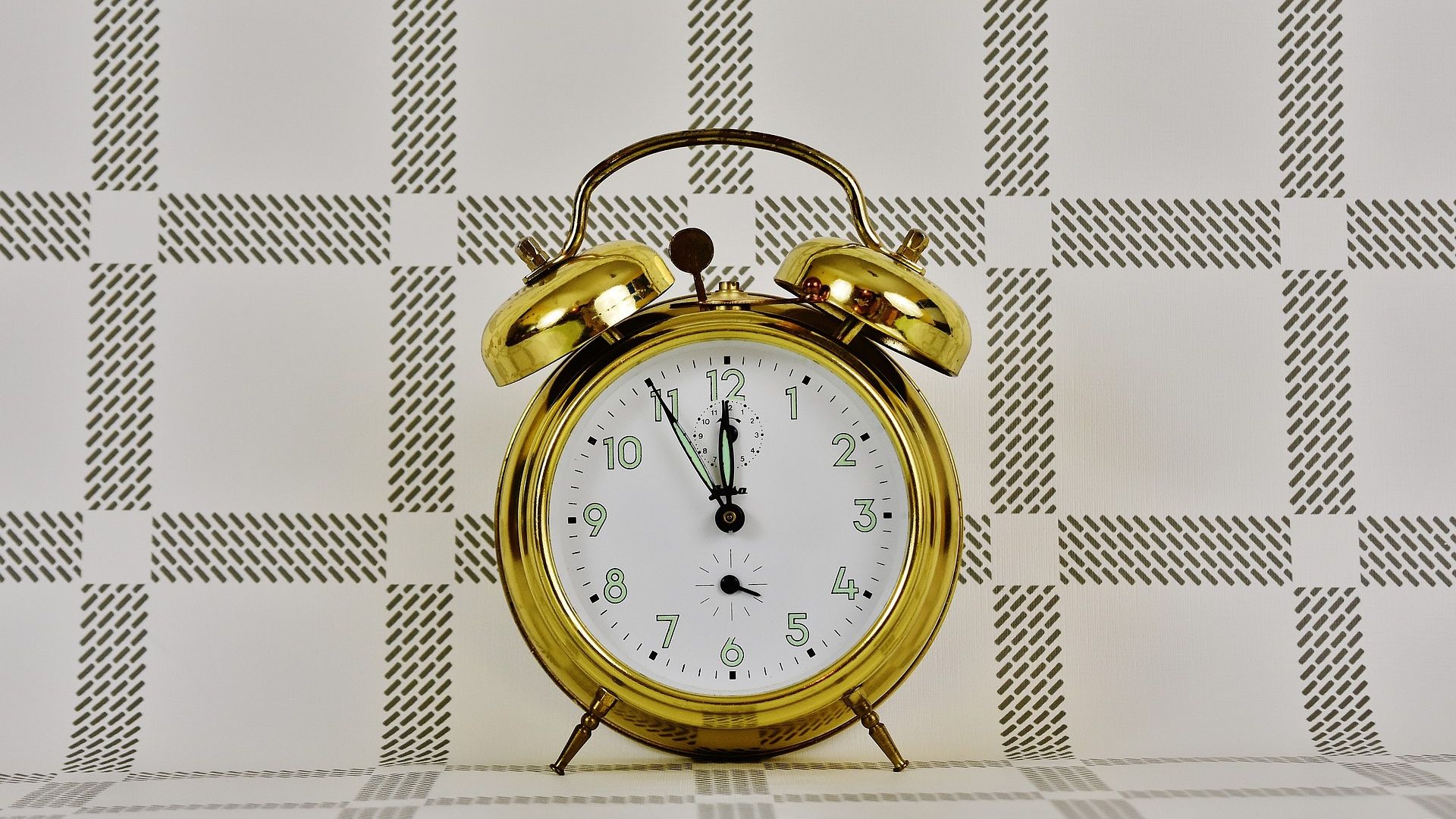 Wallpaper Golden Alarm clock, clock