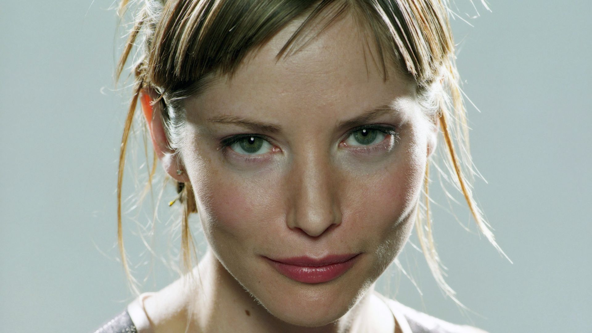 Wallpaper Sienna Guillory face