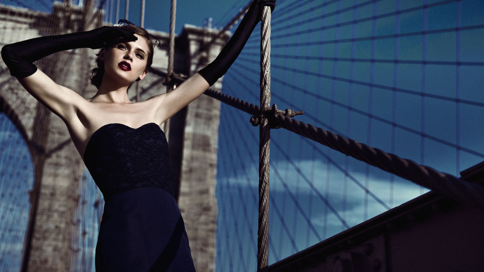 Wallpaper Anastasia Sushchenko, model, bridge