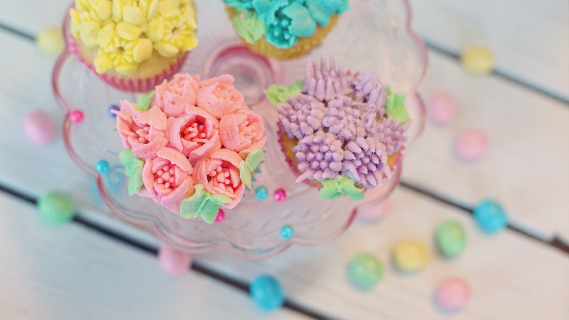 Wallpaper Cupcakes, pastries, colorful dessert