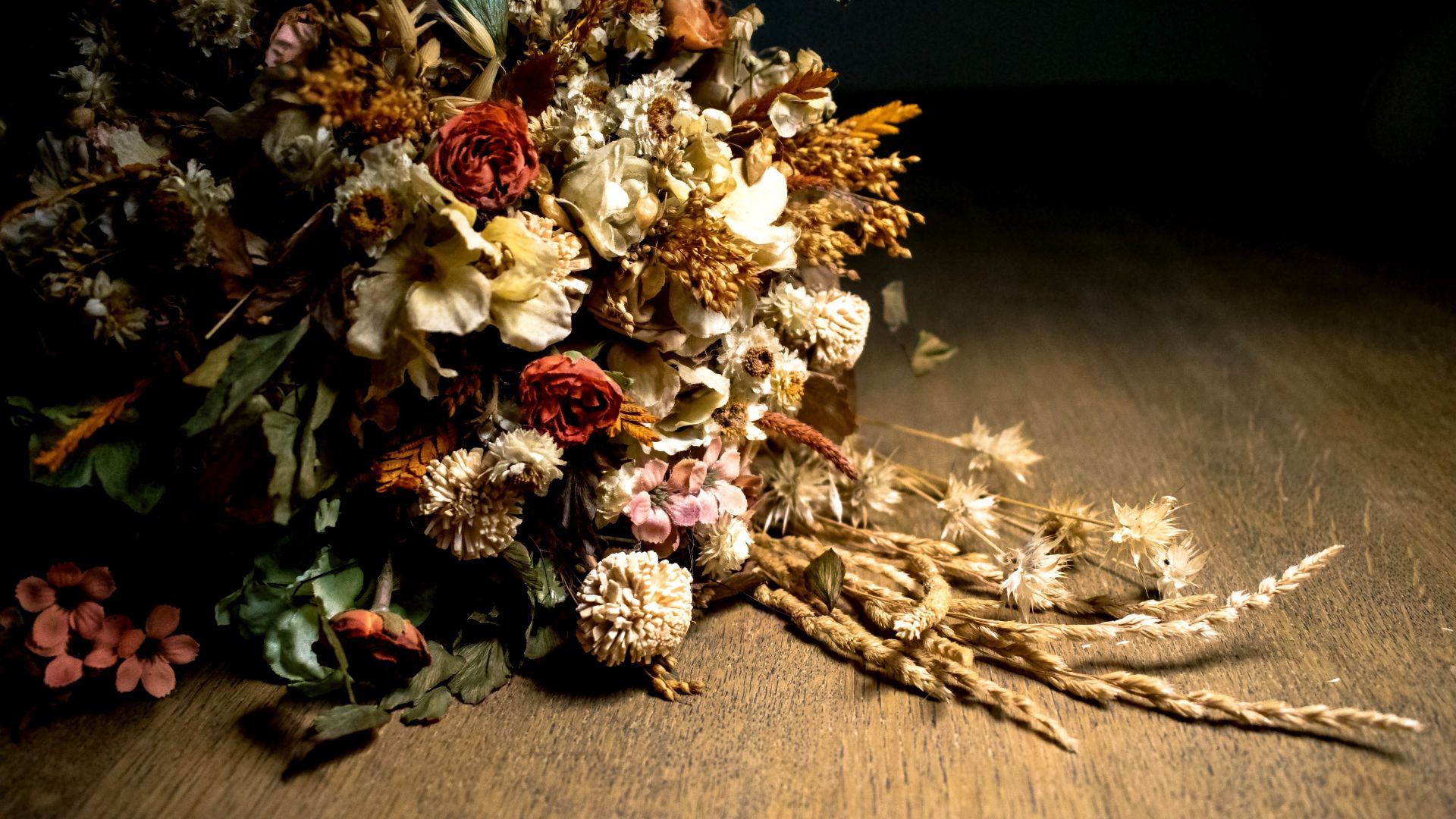 Wallpaper Bouquet of dried flowers