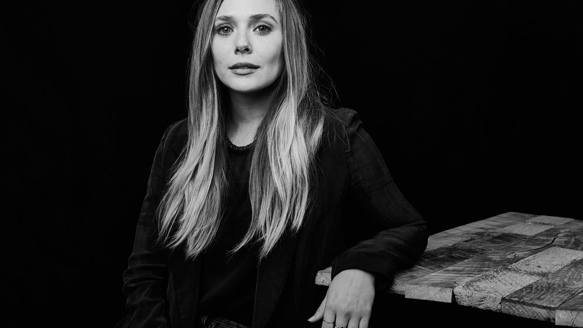 Wallpaper Elizabeth Olsen, beautiful actress, monochrome