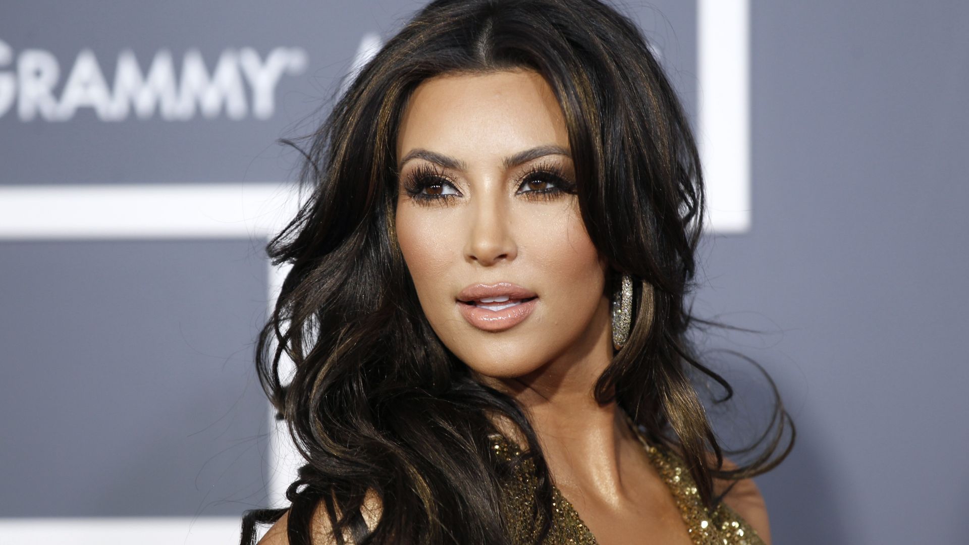Wallpaper Kim Kardashian, American popular celebrity