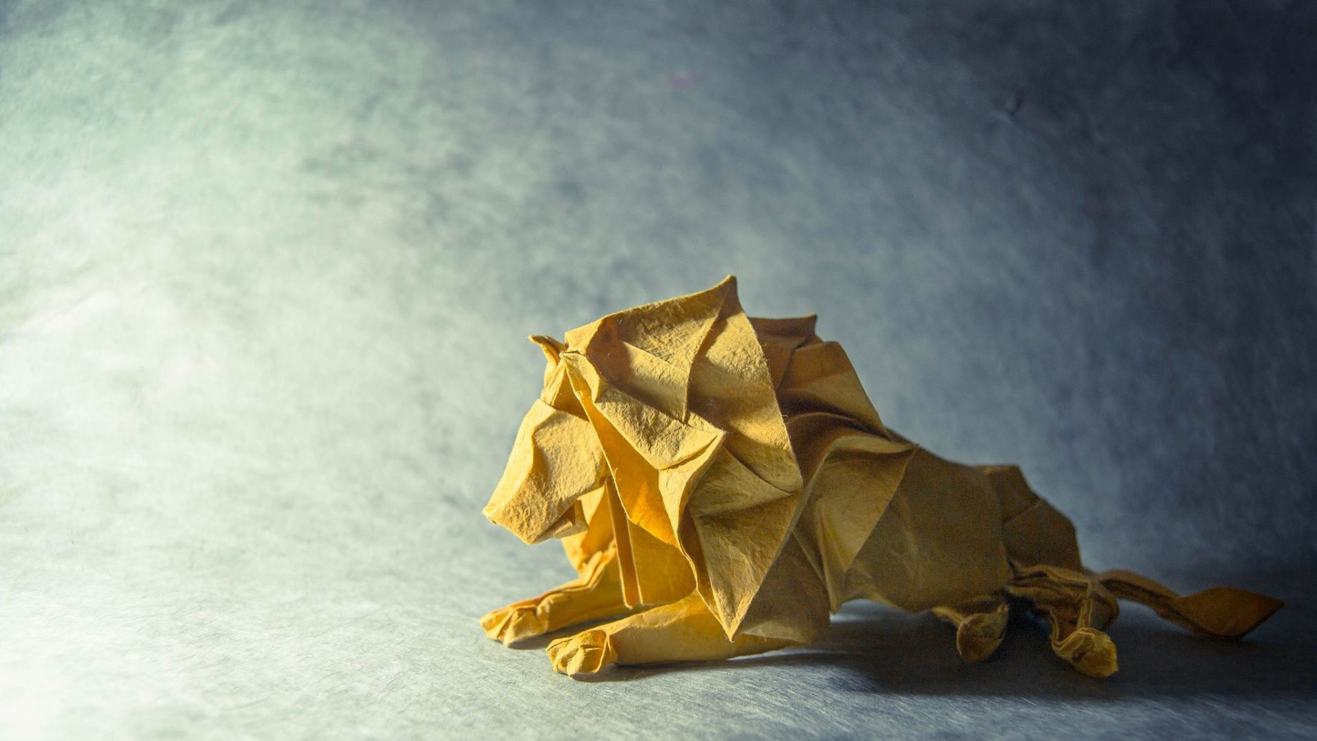 Wallpaper Paper lion, sitting