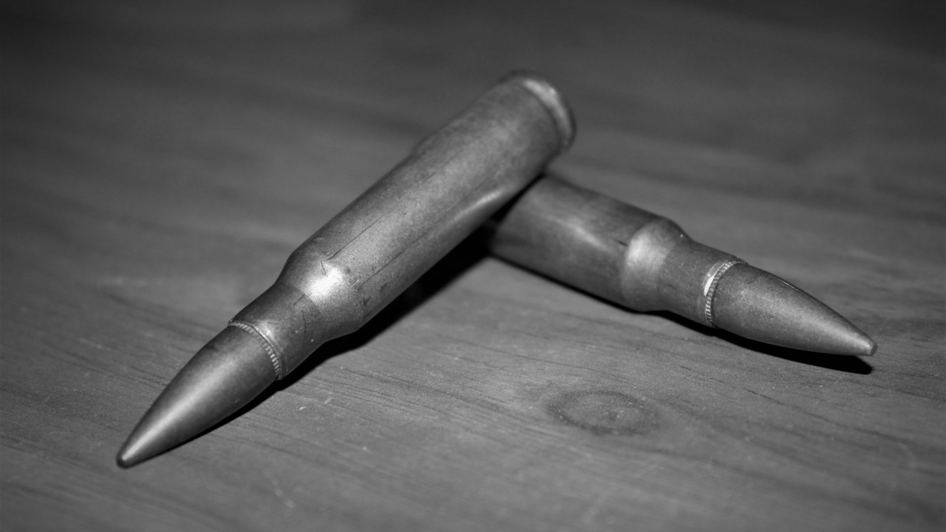 Wallpaper Bullets, close up, monochrome