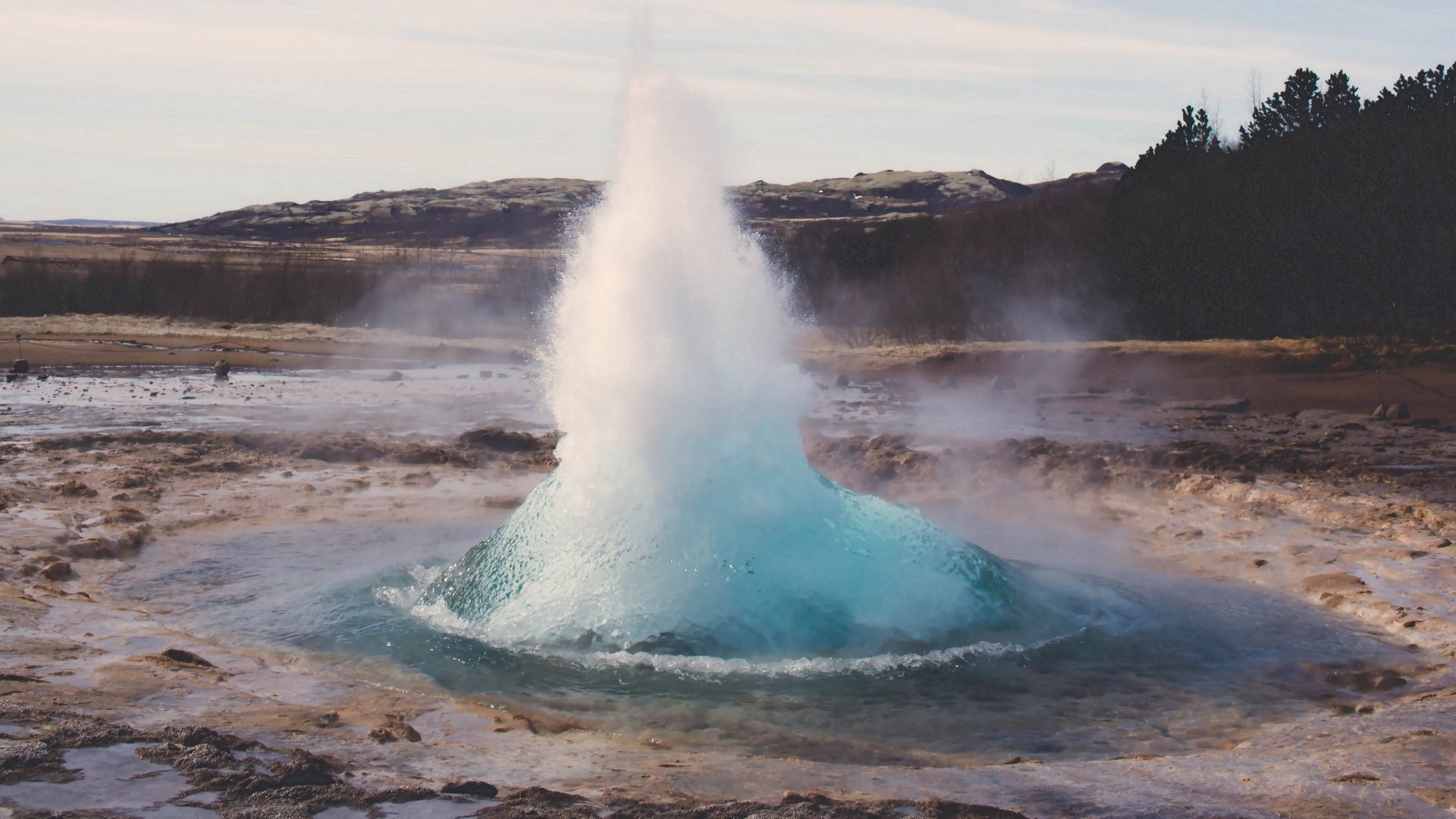 Wallpaper Thermal geyser, Iceland