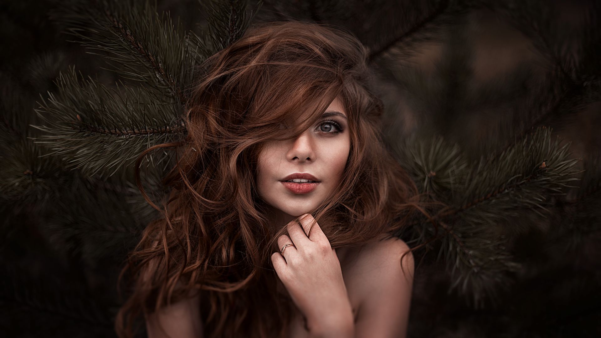Wallpaper Red head, girl, tree branches, face