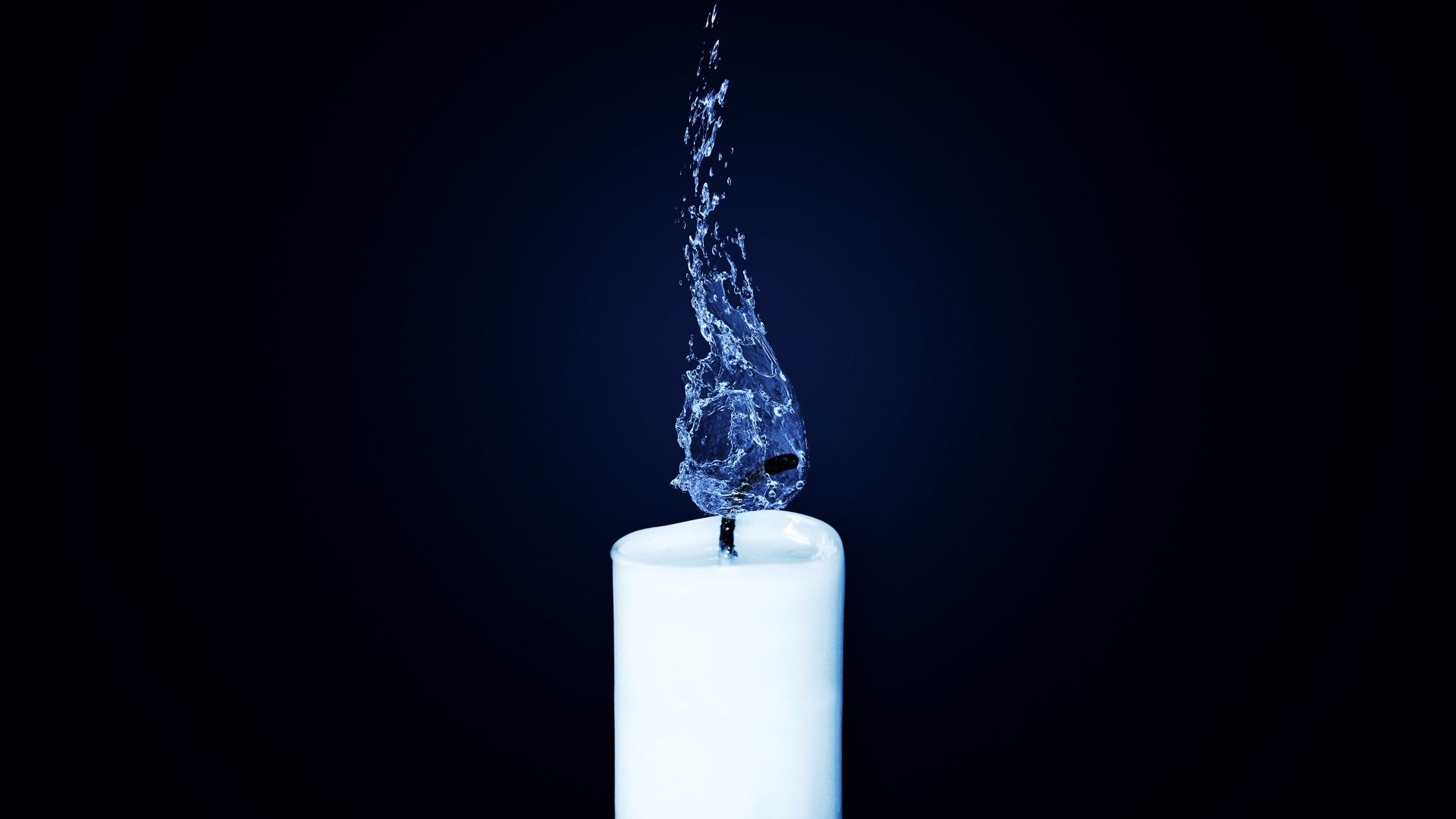 Wallpaper White candle, water, flame