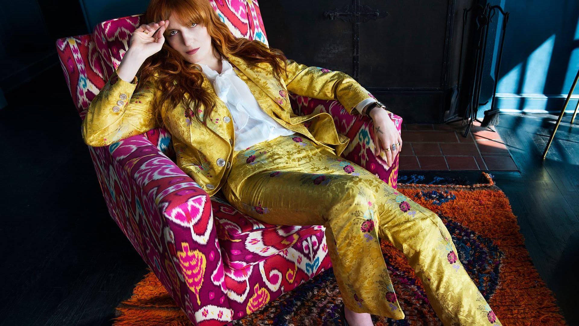 Wallpaper Red head, Florence Welch, sitting, sofa