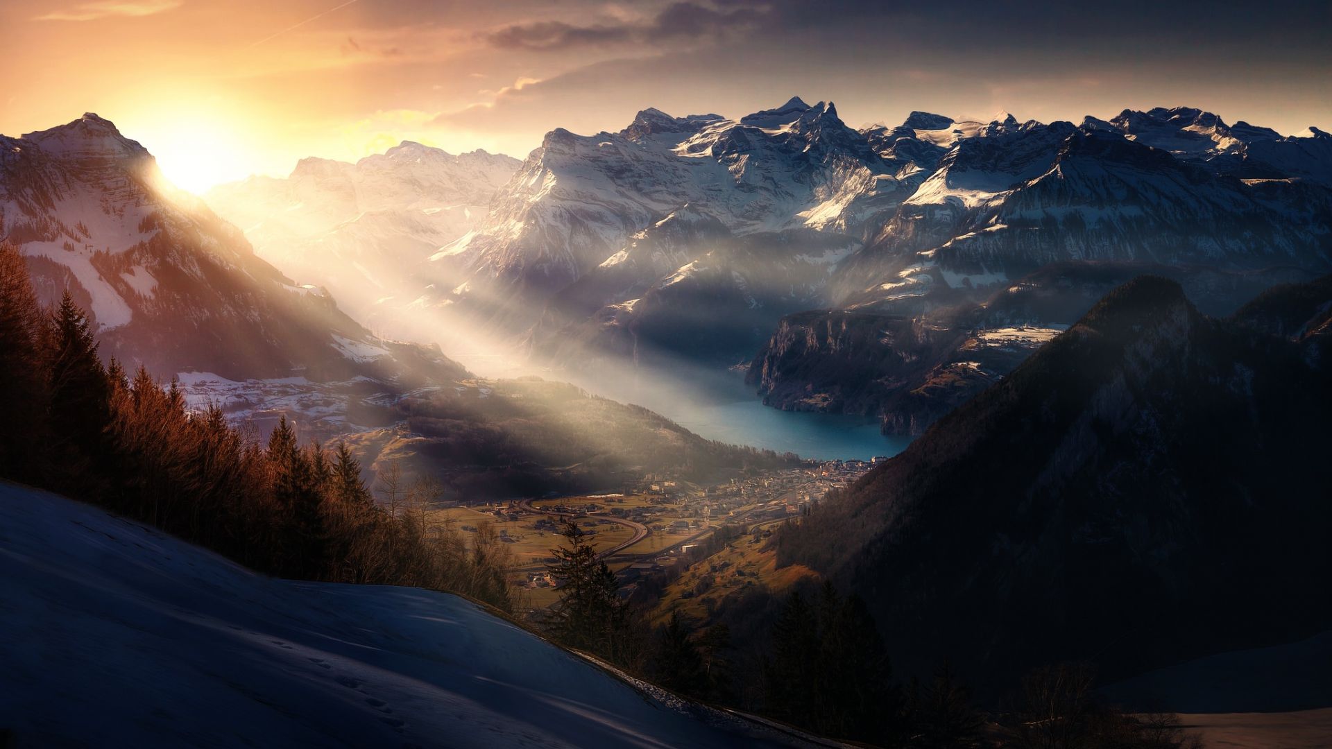 Wallpaper Horizon, sunlight, mountains, valley, nature