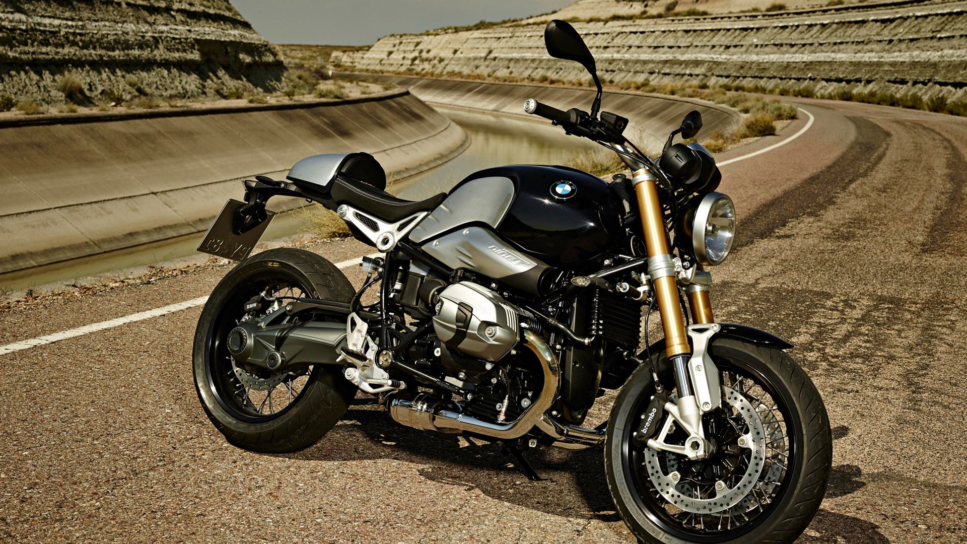Wallpaper BMW R nineT motorcycle 2015