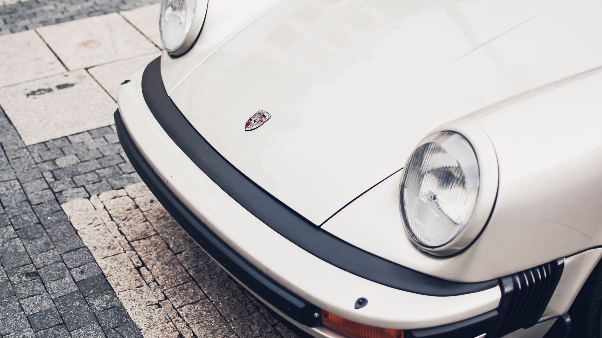 Wallpaper Porsche cars' front bumper lights