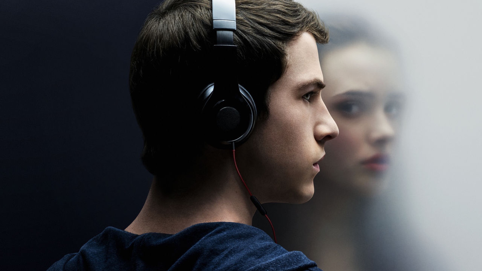 Wallpaper 13 Reasons Why, TV show, actor, face, head phone, Dylan Minnette